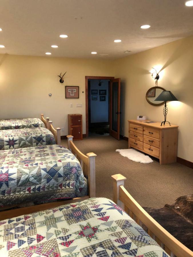 Comstock Premier Lodge Llc Sargent Екстериор снимка